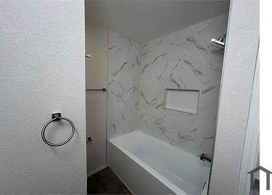 3604 Clearbrook Dr — Photo 20
