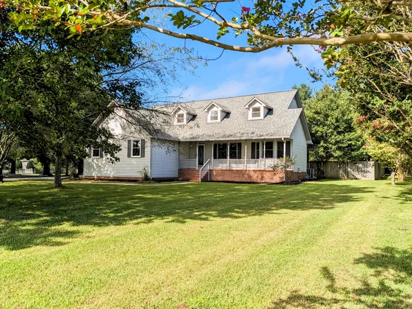 212 Ashley Dr, Tullahoma, TN 37388