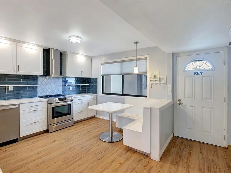 1581 Gulf Blvd #302N — Photo 3