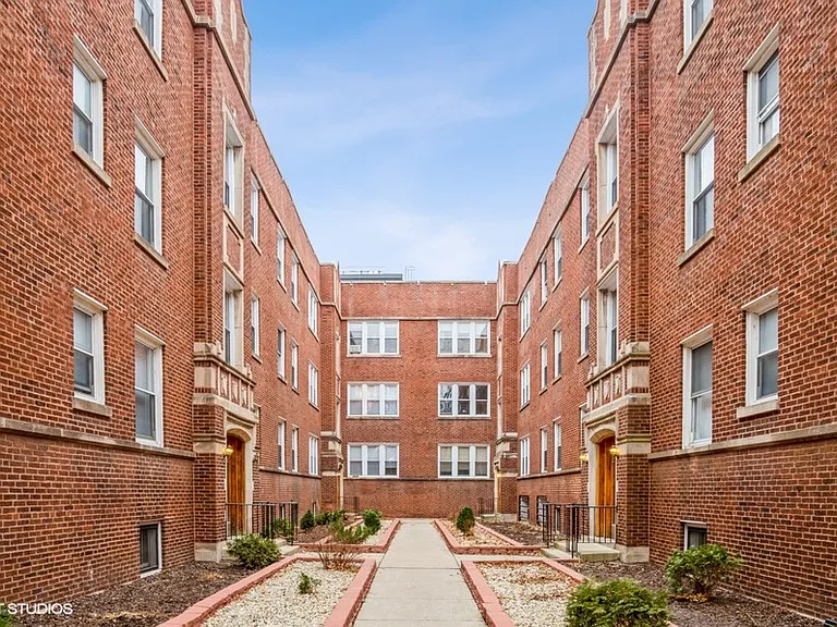 4833 N Wolcott Ave #1B — Photo 1