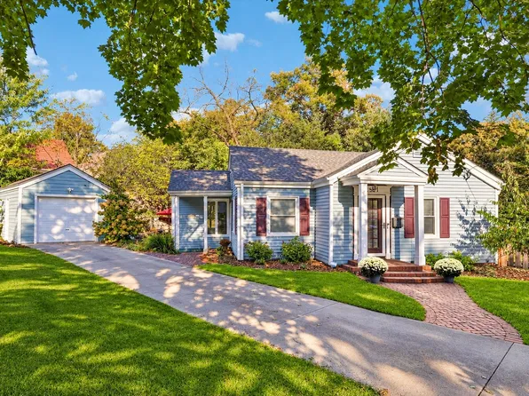 5501 Westwood Dr, Des Moines, IA 50312