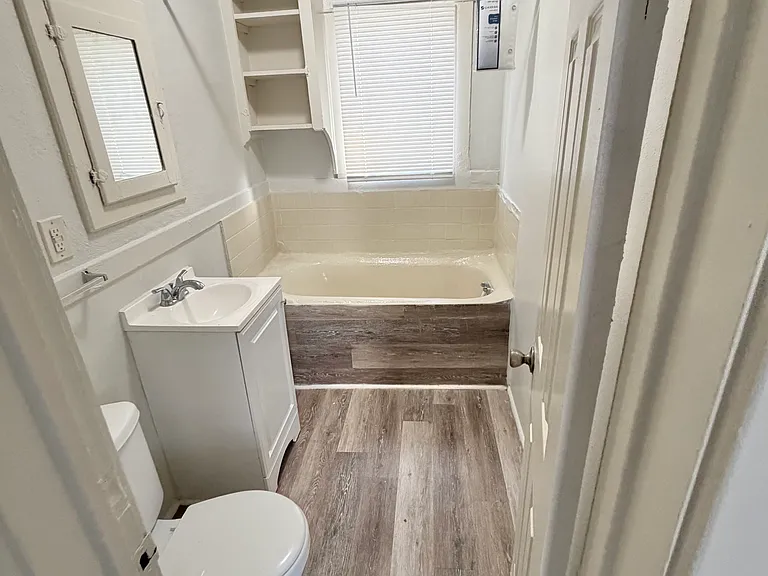 407 N Culver Ave #C — Photo 14