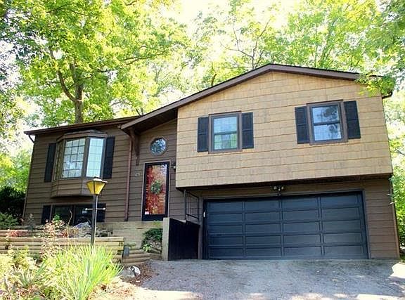 2nd image of 4279 Dellwood Ln