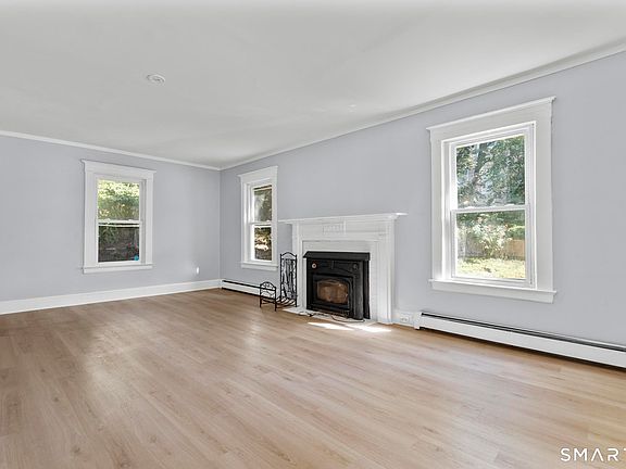 5th image of 38 Kellogg Street
