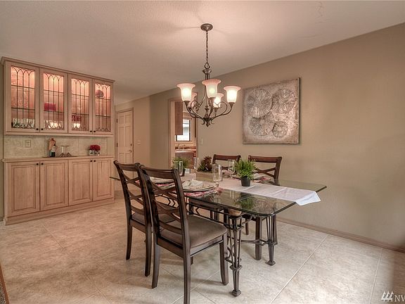 4th image of 3113 59th Ct SE