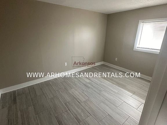 5th image of 9 Ridge Ln #14