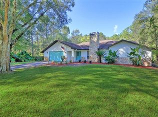 17801 Deerfield Dr, Lutz, FL 33558