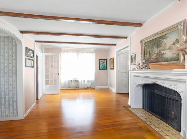 33-26 166th Street image 3 of 25