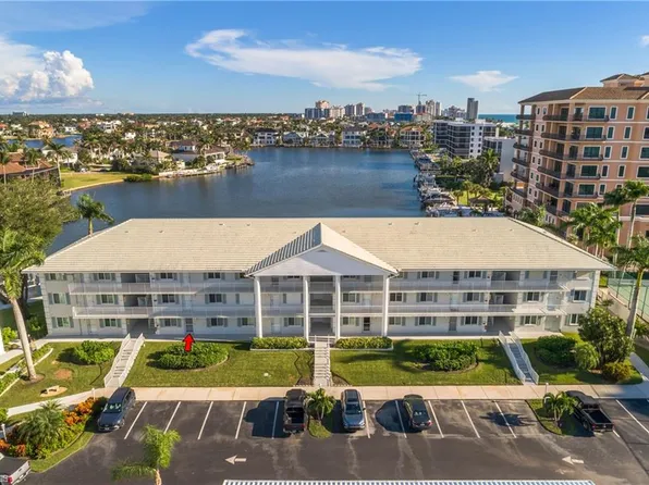 10682 Gulf Shore DR #C102, NAPLES, FL 34108