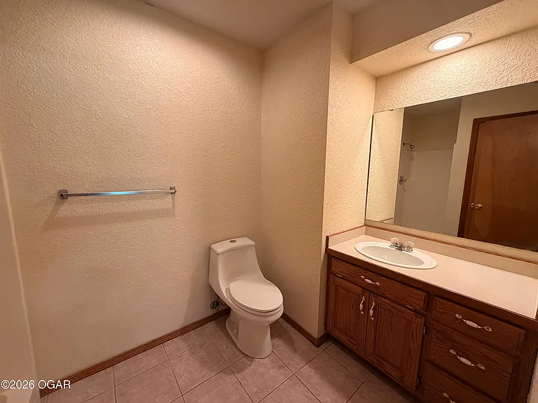 623 Valley View St — Photo 7