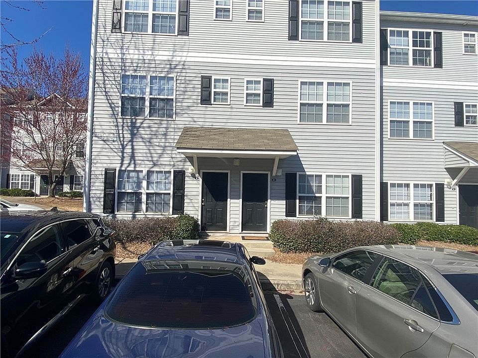 2nd image of 116A E University Village Dr