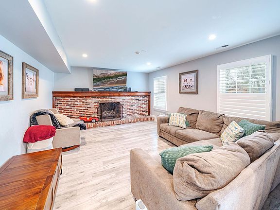 3rd image of 14 Rivendell Rd