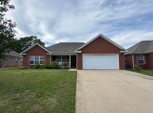 107 Harmony Dr, Tuscumbia, AL 35674