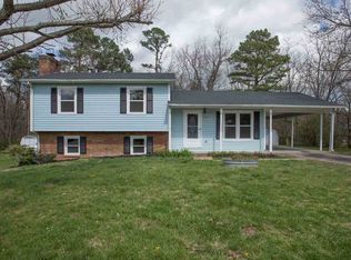 122 Briarwood Cir, Staunton, VA
