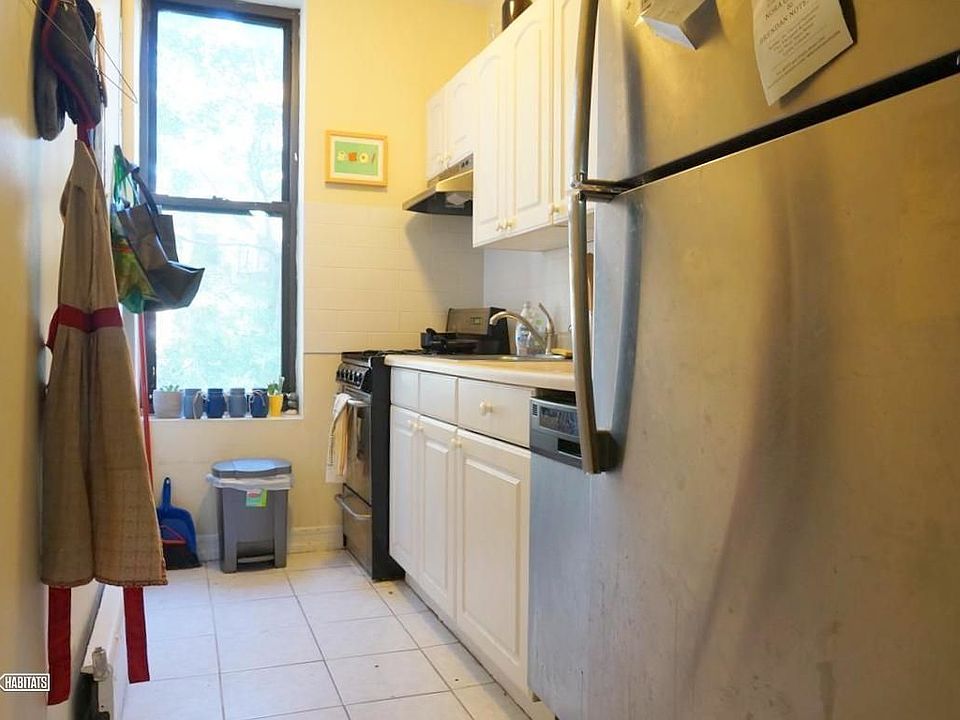 2nd image of 309 E 93rd St APT 4W