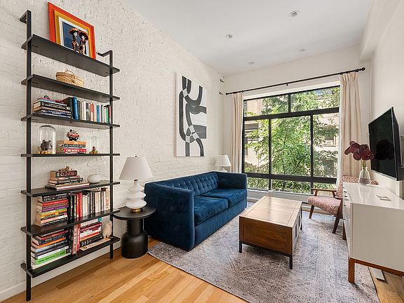 3rd image of 23 E 10th St APT 3D