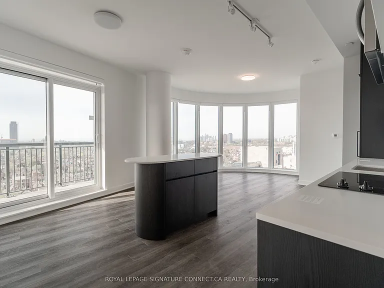 1185 Dupont St #1210 — Photo 9