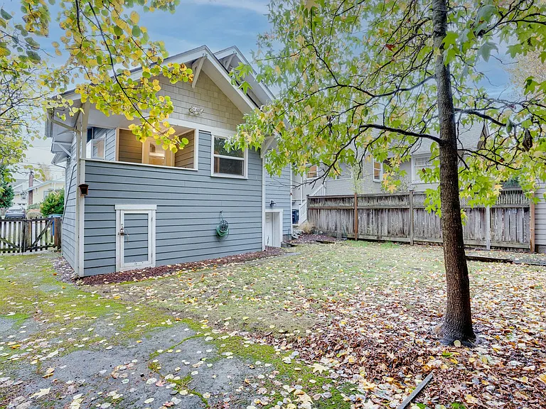 6520 21st Ave NW — Photo 20