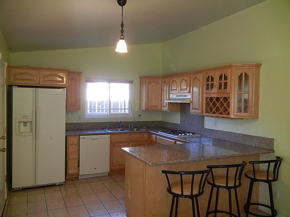 3rd image of 1738 Bluehaven Dr