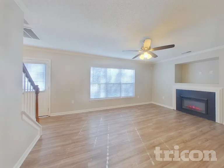 7310 Ravanna Dr — Photo 3
