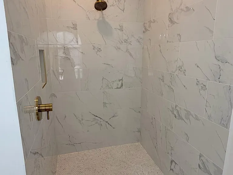2614 Amherst Ln — Photo 15