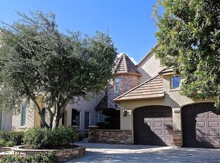 1696 E Banwell Ln, Fresno, CA