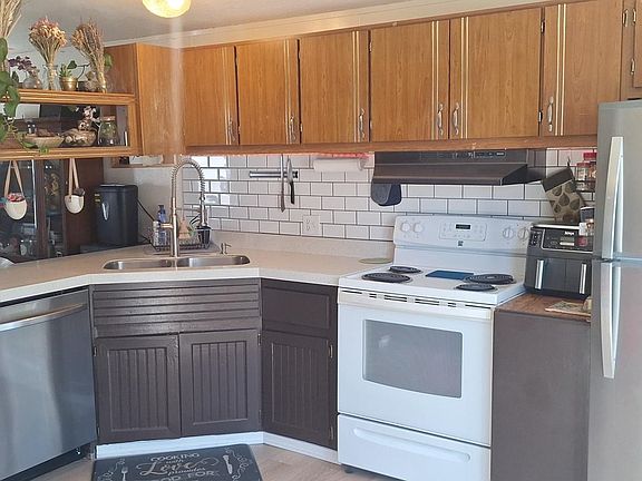 5th image of 1699 27th St Space 21