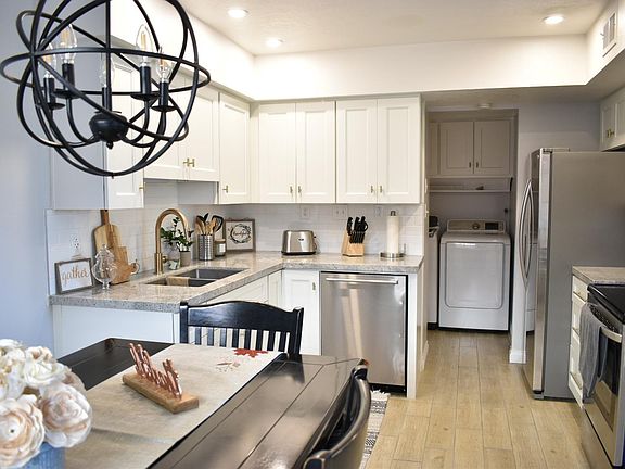 3rd image of 1923 W Homestead Farms Ln APT 3