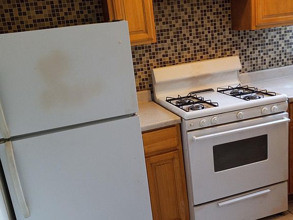 5th image of 4938 N Broad St #3A