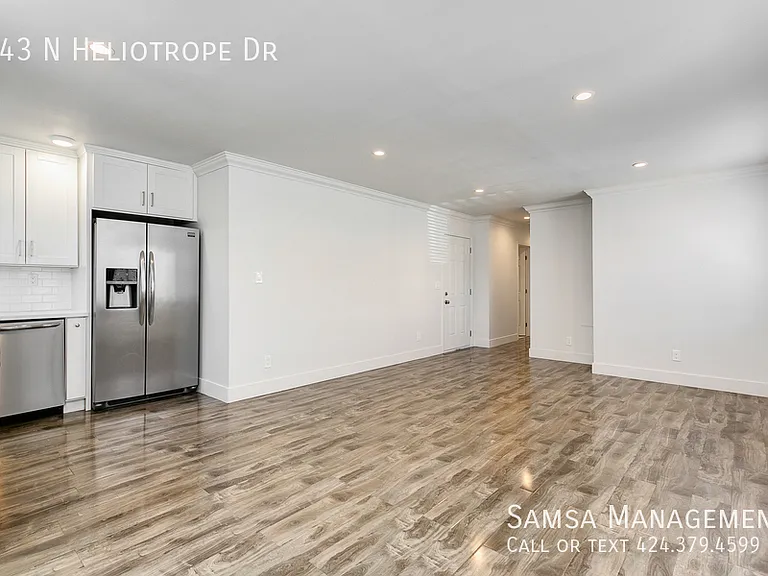 343 N Heliotrope Dr — Photo 3