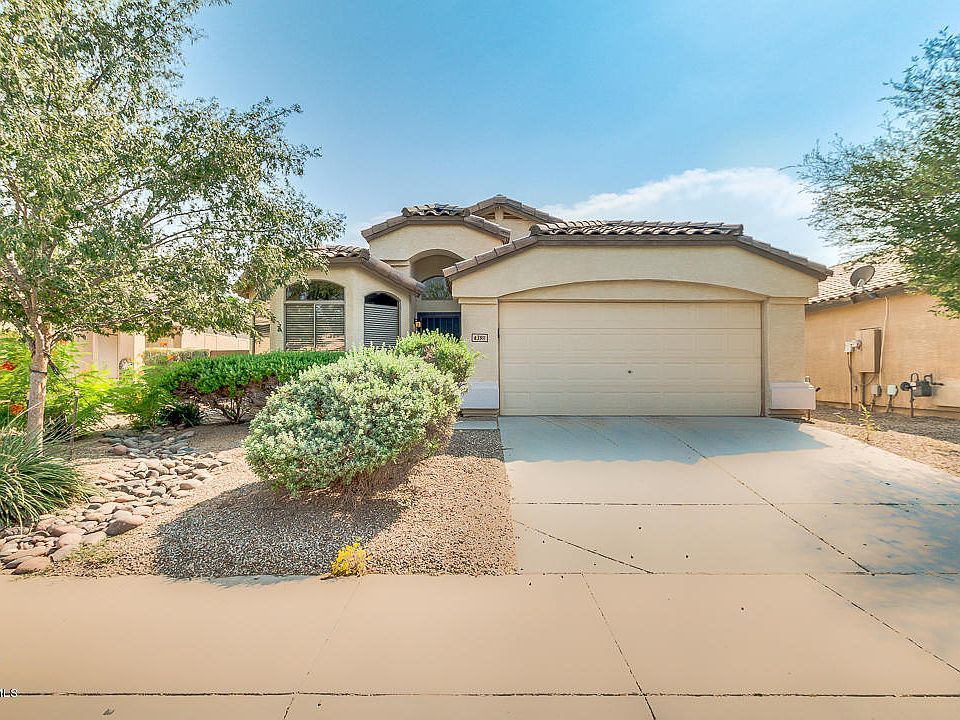 1st image of 43911 W Cahill Dr