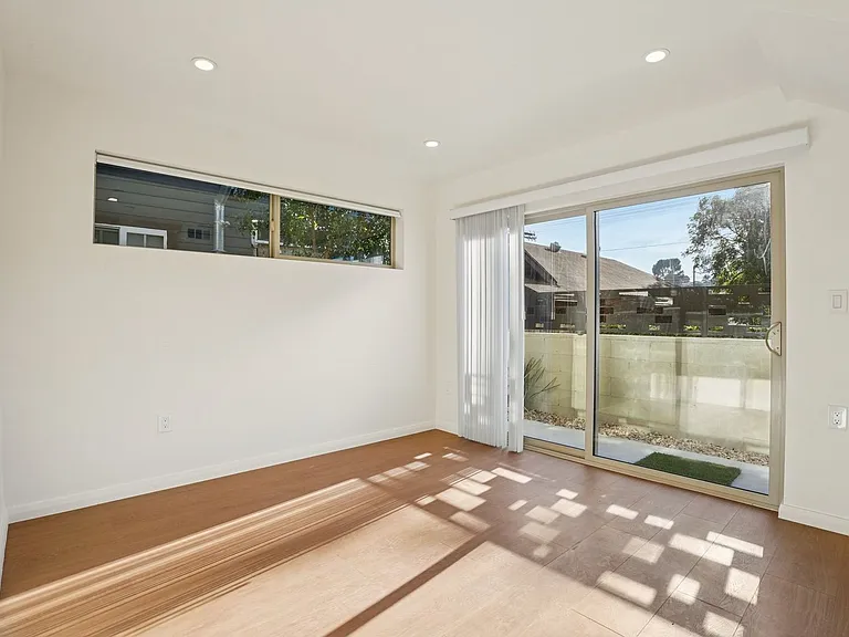 6162 Oak Crest Way — Photo 10