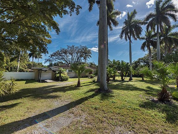 4th image of 13935 NW 1st Ave #000