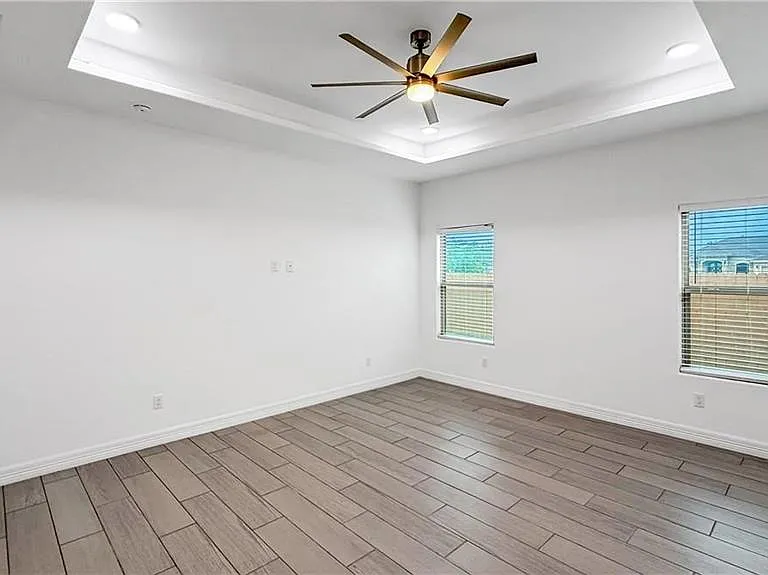5106 Sebastian Dr — Photo 19
