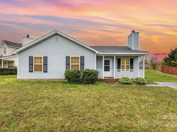 1302 Eagles Landing Dr, Charlotte, NC 28214