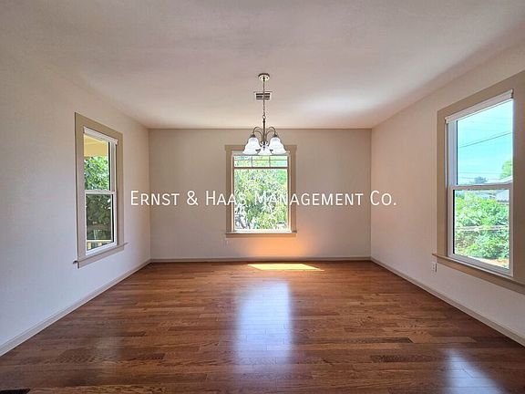 5th image of 9497 Foster Rd