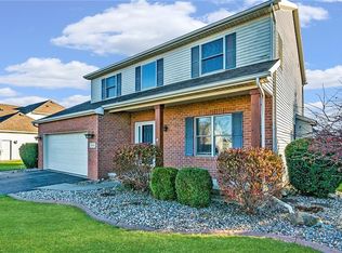 7933 Winterbourne Dr, Monclova, OH 43542