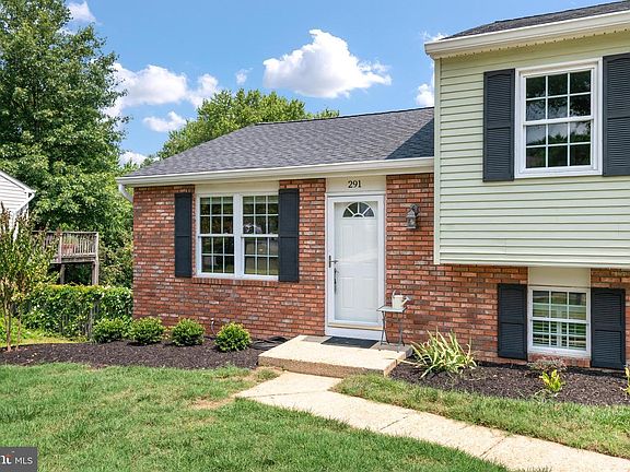 4th image of 291 Overleaf Ct