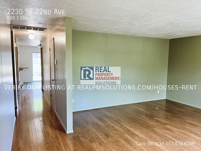 2230 SE 22nd Ave — Photo 8