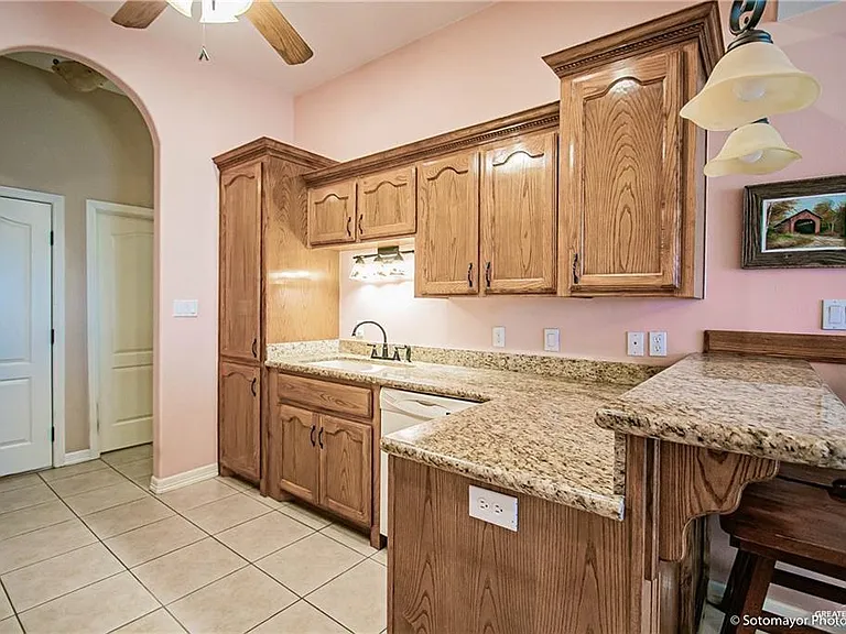 3402 Robin Ave — Photo 7