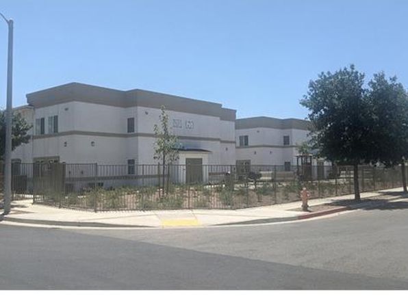 220 S Oak St APT 110