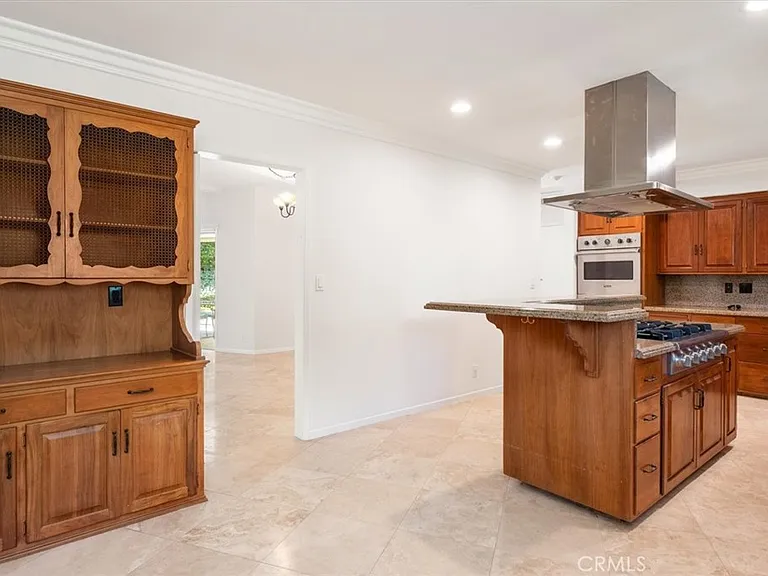3969 Longridge Studio Ctr — Photo 15