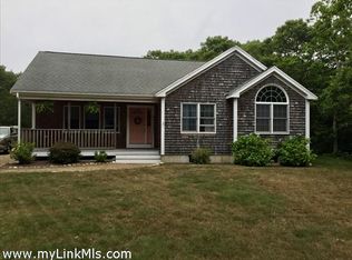 7 Forest Cir, Edgartown, MA 02539