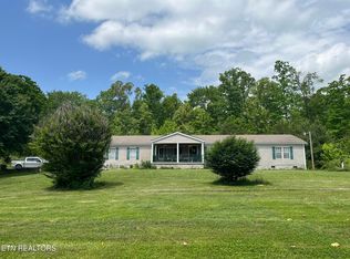 130 New Light Cir, Winfield, TN 37892