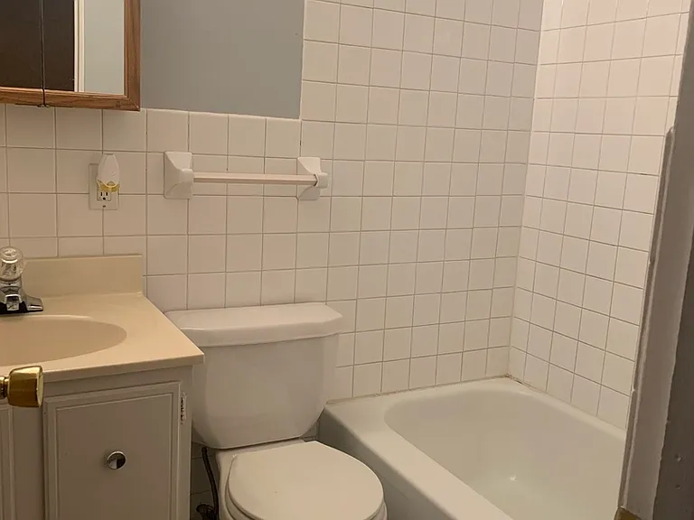 407 E Seminole St #5 — Photo 10