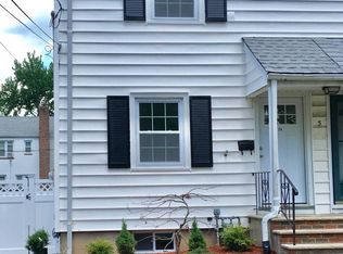 5 Mayfield Pl #A, Metuchen, NJ 08840