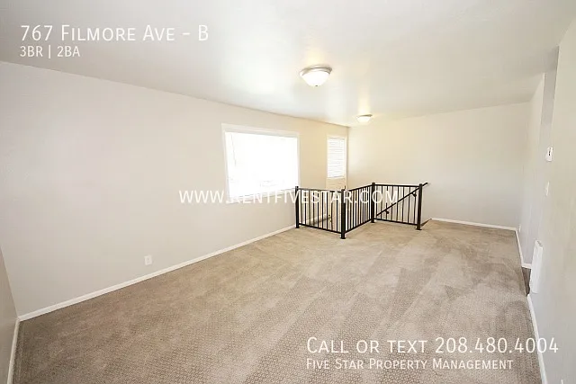 Charming 3 Bedroom Apartment in Central Pocatello! — Photo 3