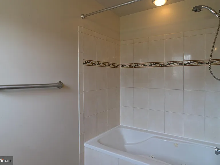 45472 Westmeath Way #I11 — Photo 12
