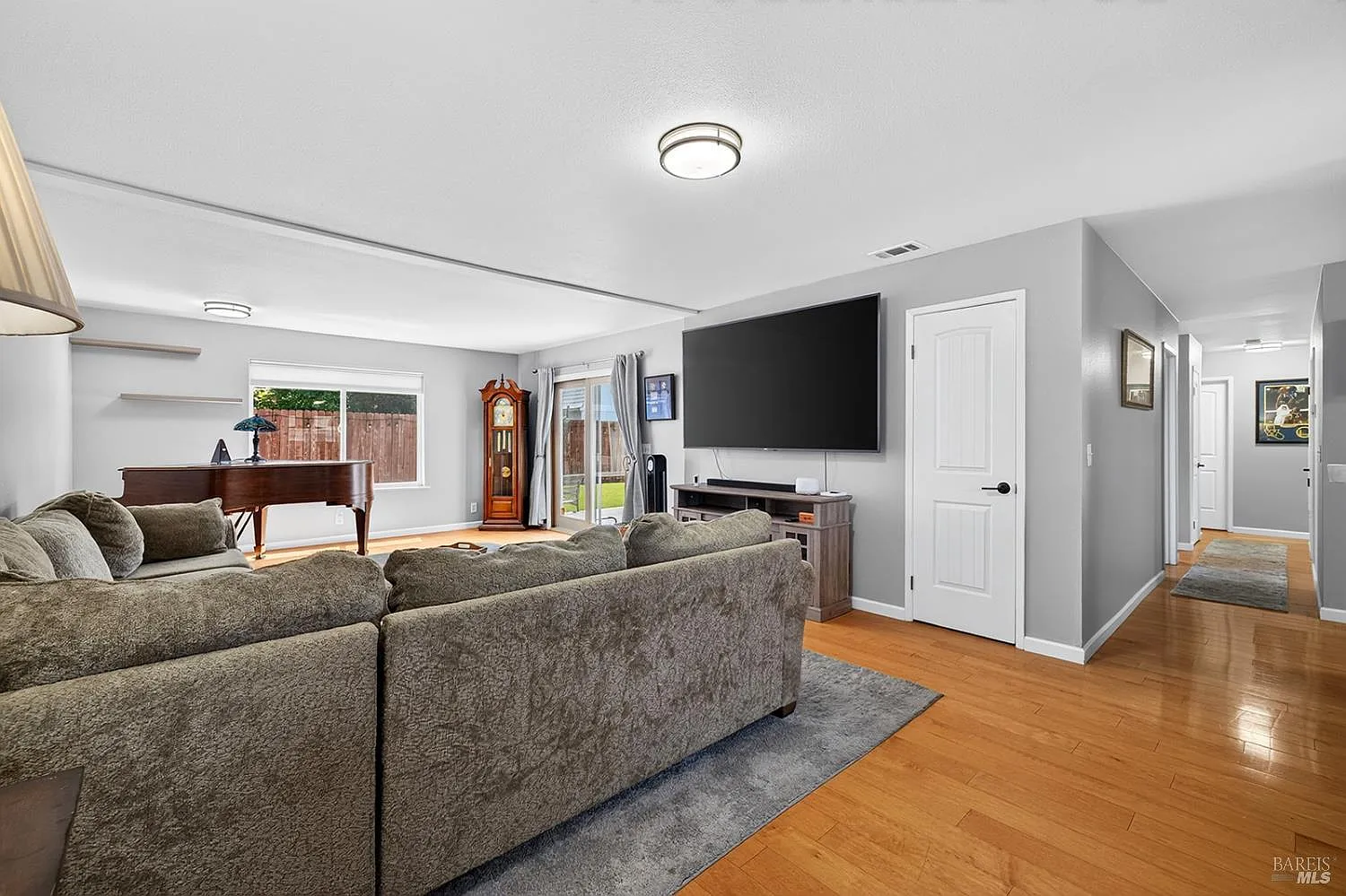 1304 San Jose Way - Photo 8