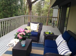 7425 Mercer Terrace Dr, Mercer Island, WA 98040